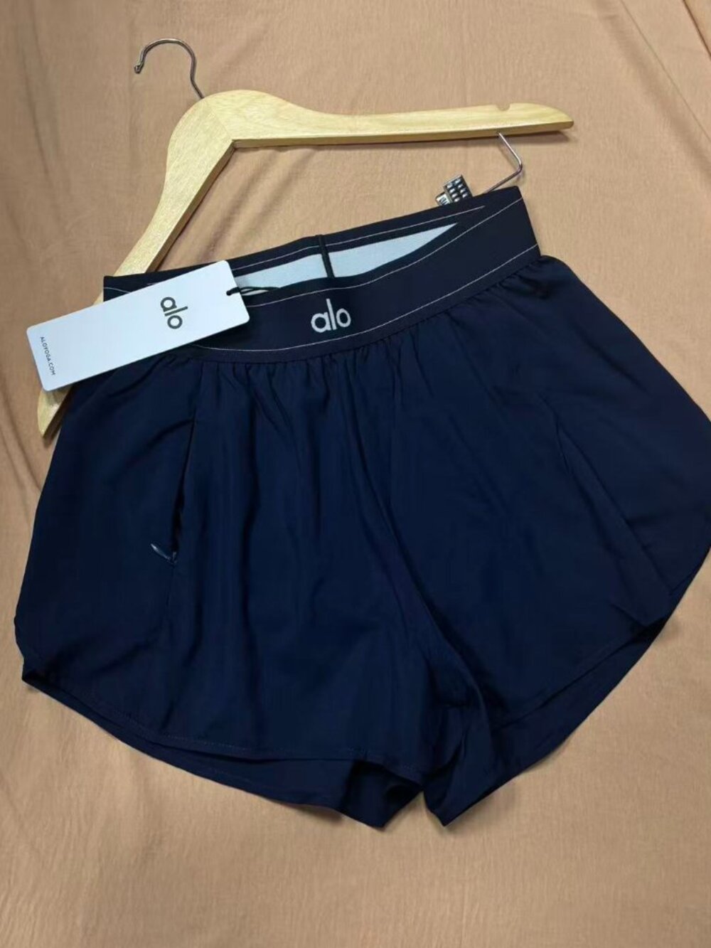 Navy Blue Alo Match Point Athletic Shorts A Minimalist Sophisticated Style Stapl - Picture 4 of 9